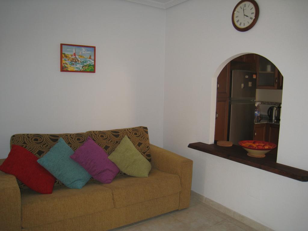 Bungalow Altos De La Bahia 또레비에하 객실 사진